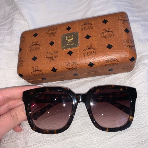 MCM square sunglasses with case (Color: Havana) - Picture 1 of 11
